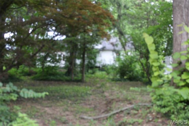 6420 Godfrey Road, Godfrey, IL 62035