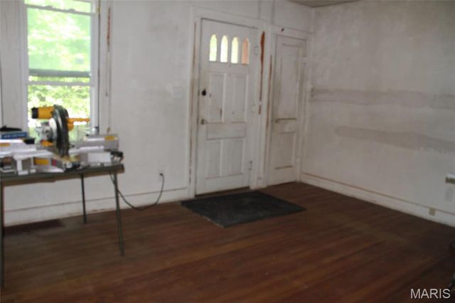 6420 Godfrey Road, Godfrey, IL 62035