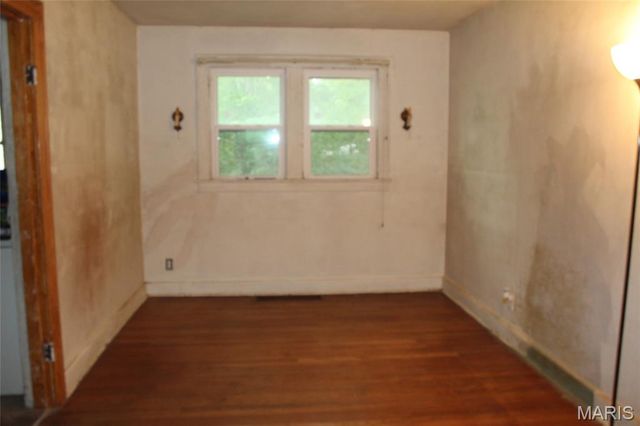 6420 Godfrey Road, Godfrey, IL 62035