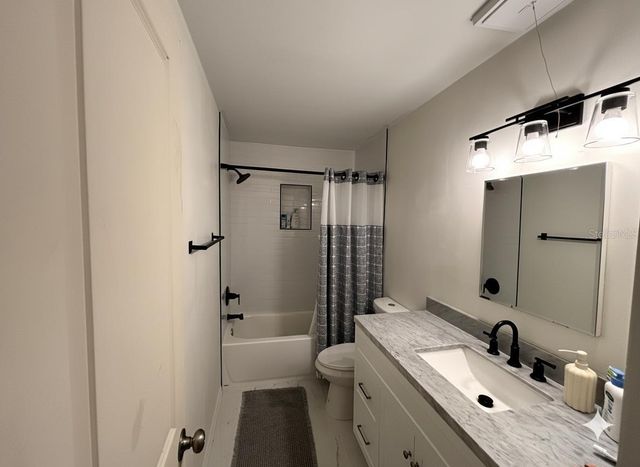 6016 18TH STREET NE, St Petersburg, FL 33703