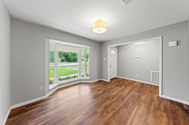 25802 Maplewood Drive, Spring, TX 77386