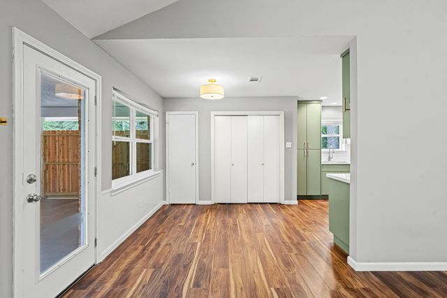 25802 Maplewood Drive, Spring, TX 77386