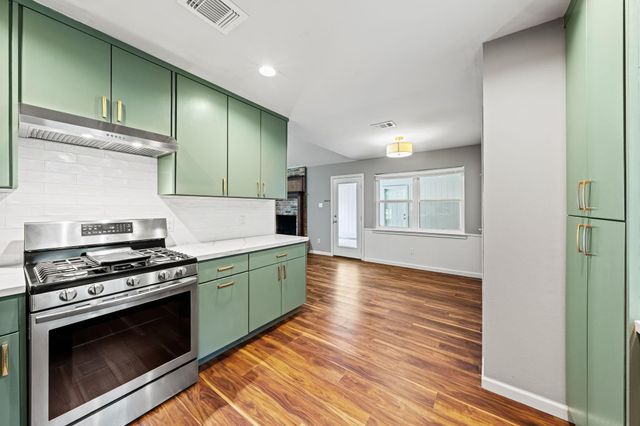 25802 Maplewood Drive, Spring, TX 77386