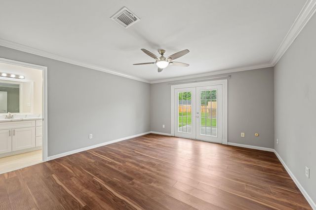 25802 Maplewood Drive, Spring, TX 77386