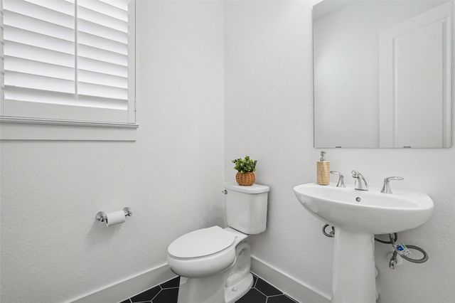 316 Valletta WAY, Liberty Hill, TX 78642
