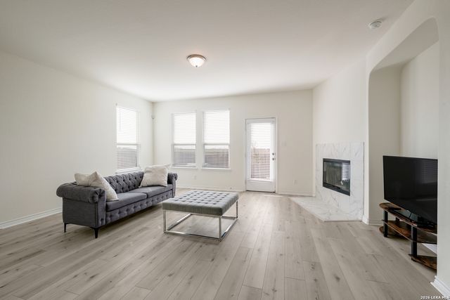 348 Cordova Terrace, Seguin, TX 78155