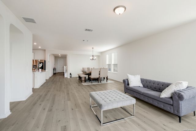 348 Cordova Terrace, Seguin, TX 78155