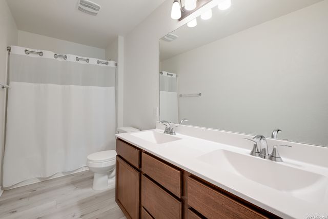 348 Cordova Terrace, Seguin, TX 78155