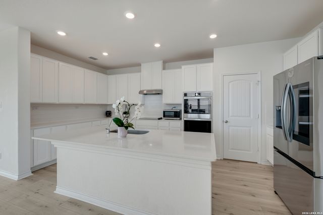 348 Cordova Terrace, Seguin, TX 78155