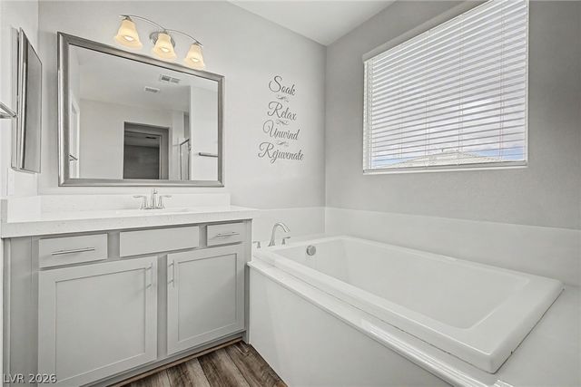 4618 Summer Azure Street, North Las Vegas, NV 89031