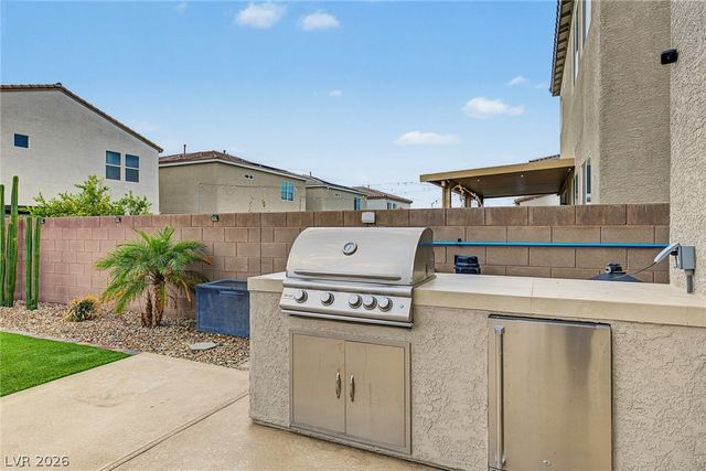 4618 Summer Azure Street, North Las Vegas, NV 89031