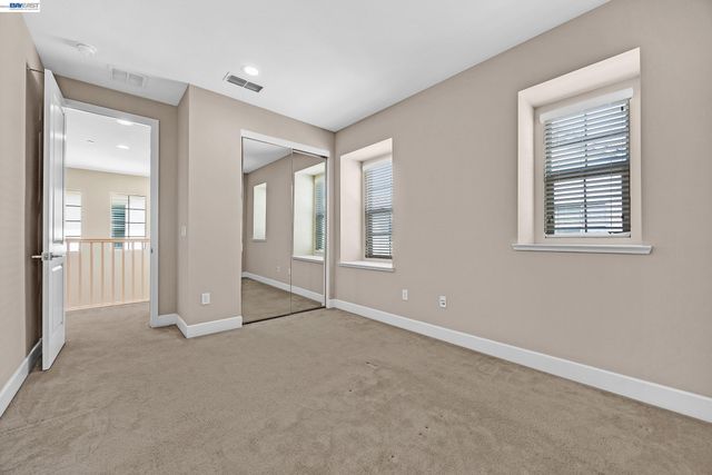 464 E Yarrow Pl, Mountain House, CA 95391