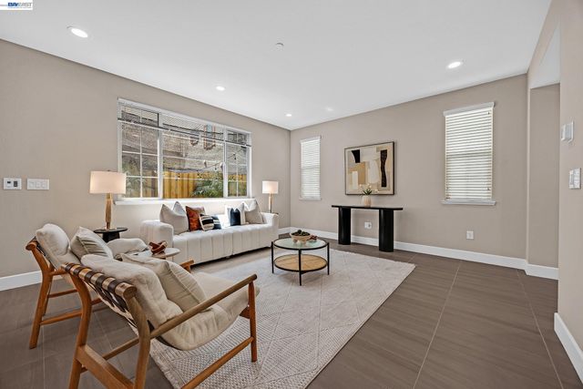 464 E Yarrow Pl, Mountain House, CA 95391