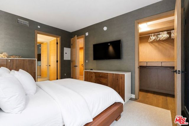 1755 Ocean Avenue 410, Santa Monica, CA 90401