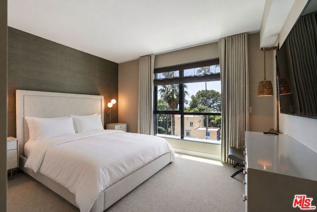 1755 Ocean Avenue 410, Santa Monica, CA 90401