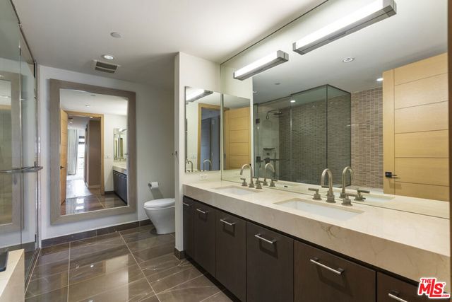 1755 Ocean Avenue 410, Santa Monica, CA 90401