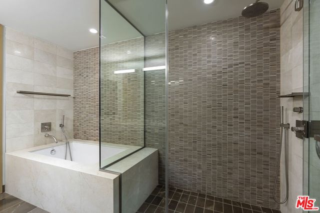 1755 Ocean Avenue 410, Santa Monica, CA 90401