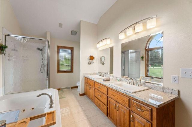 S93W34945 Jericho DRIVE, Eagle, WI 53119