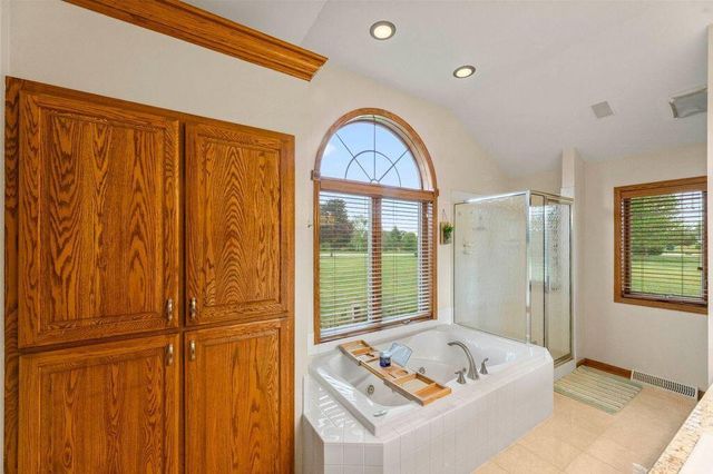 S93W34945 Jericho DRIVE, Eagle, WI 53119