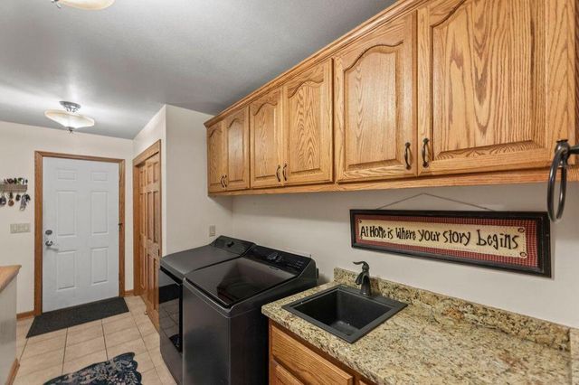 S93W34945 Jericho DRIVE, Eagle, WI 53119