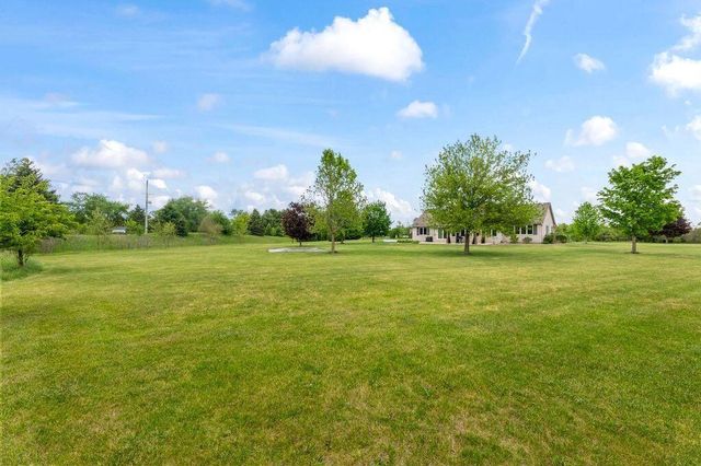 S93W34945 Jericho DRIVE, Eagle, WI 53119