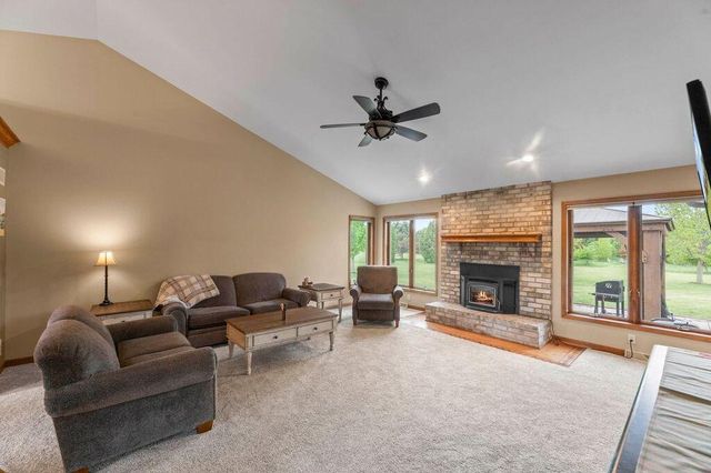 S93W34945 Jericho DRIVE, Eagle, WI 53119