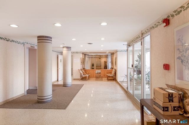 7 4th Street APT 3H, Stamford, CT 06905