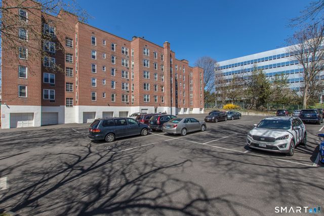 7 4th Street APT 3H, Stamford, CT 06905