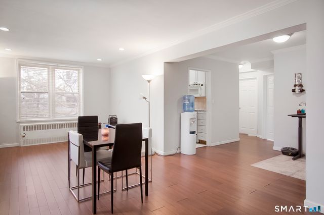 7 4th Street APT 3H, Stamford, CT 06905