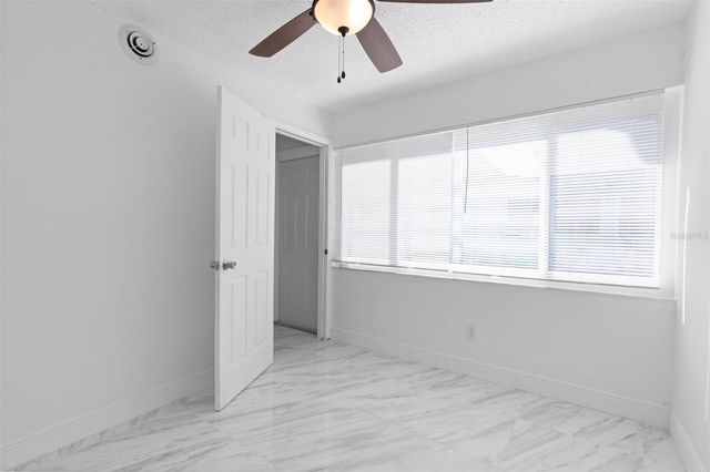 7050 VERSAILLES N, Pinellas Park, FL 33781