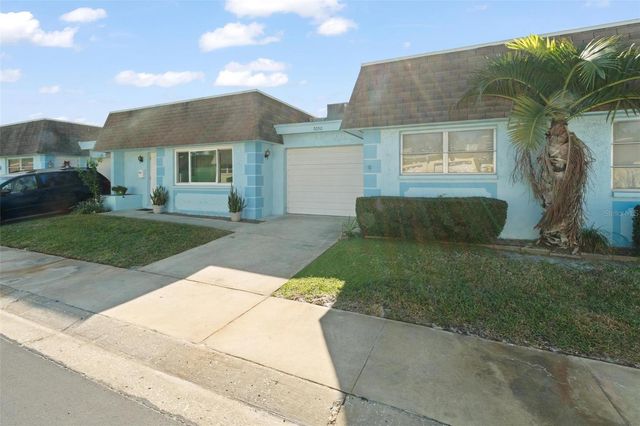 7050 VERSAILLES N, Pinellas Park, FL 33781