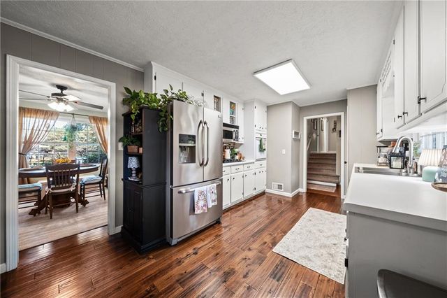 20 Oakdale Drive, Cartersville, GA 30120