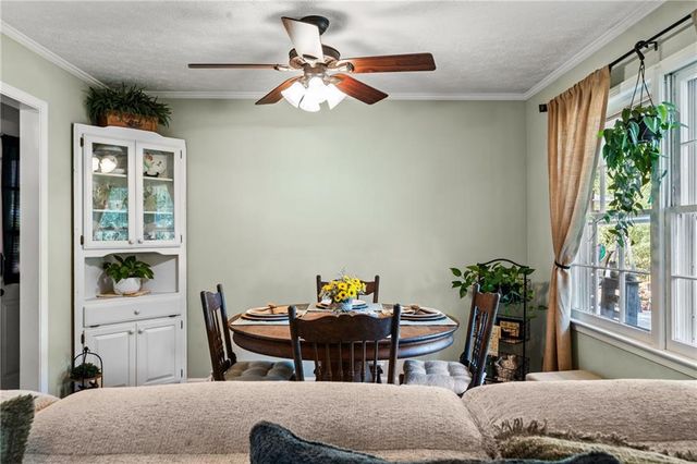 20 Oakdale Drive, Cartersville, GA 30120
