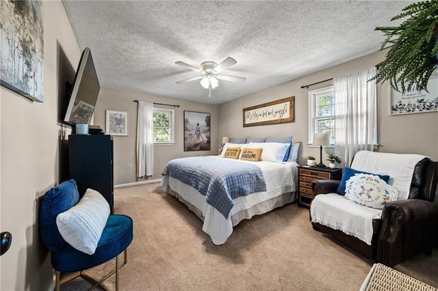 20 Oakdale Drive, Cartersville, GA 30120