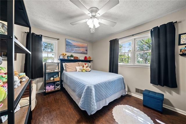 20 Oakdale Drive, Cartersville, GA 30120