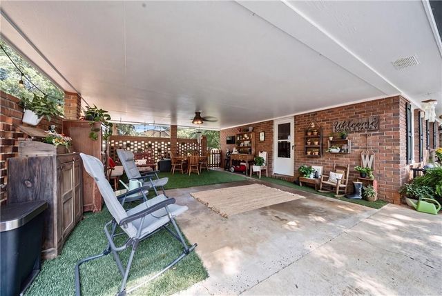 20 Oakdale Drive, Cartersville, GA 30120