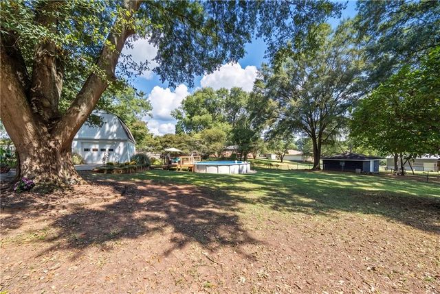 20 Oakdale Drive, Cartersville, GA 30120