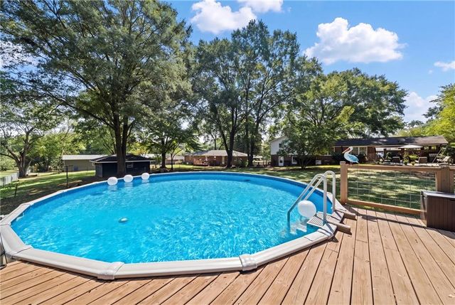 20 Oakdale Drive, Cartersville, GA 30120