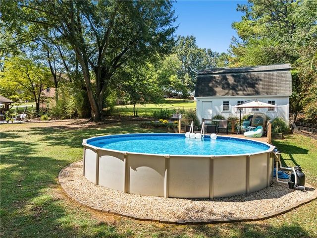 20 Oakdale Drive, Cartersville, GA 30120