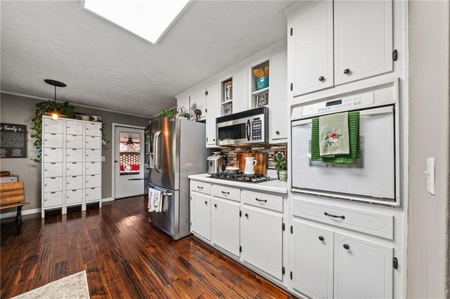 20 Oakdale Drive, Cartersville, GA 30120