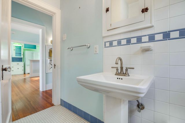 4823 Fannin Drive, Galveston, TX 77551