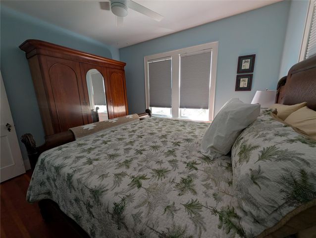 4823 Fannin Drive, Galveston, TX 77551
