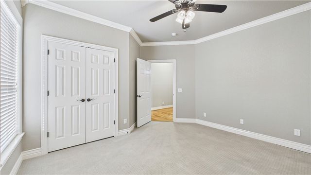 5205 S Bent Tree Drive, Rogers, AR 72745