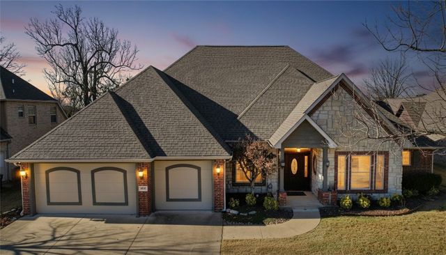 5205 S Bent Tree Drive, Rogers, AR 72758