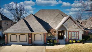 5205 S Bent Tree Drive, Rogers, AR 72745