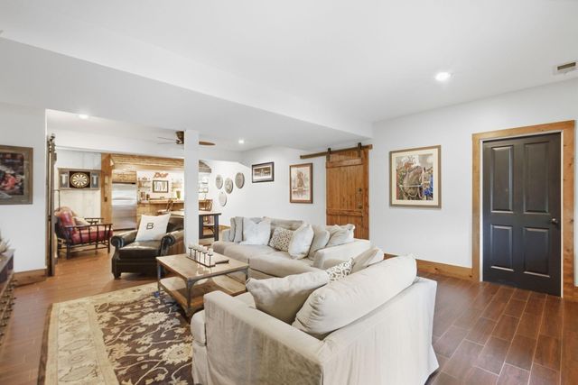 152 Arbor Grove Circle, Georgetown, KY 40324