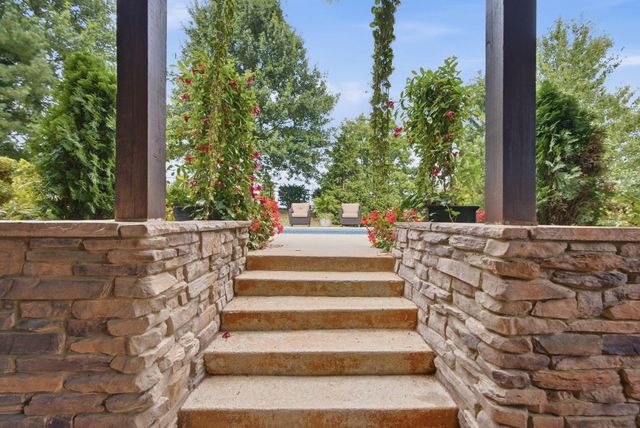152 Arbor Grove Circle, Georgetown, KY 40324