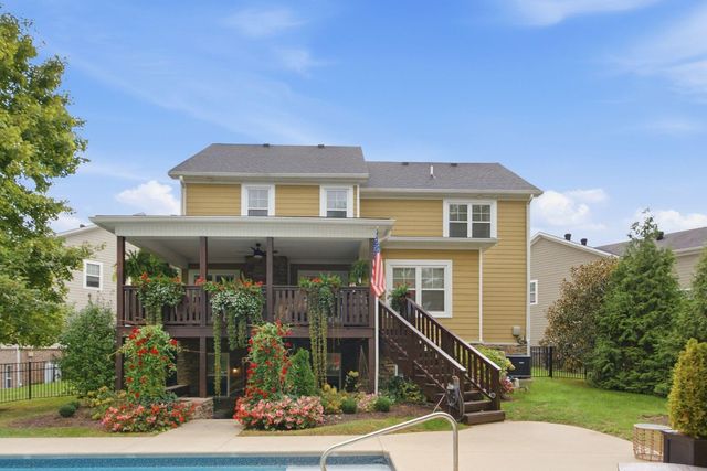 152 Arbor Grove Circle, Georgetown, KY 40324
