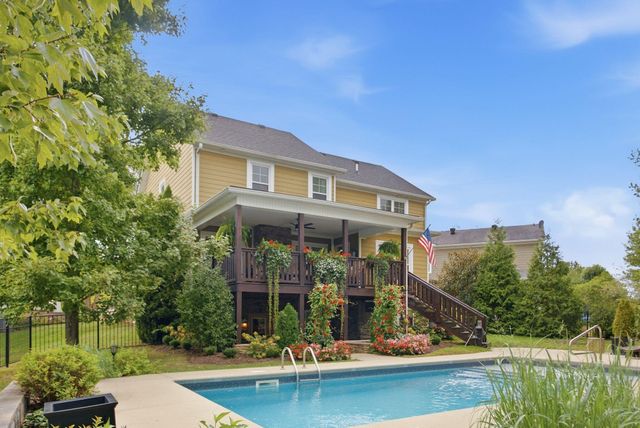 152 Arbor Grove Circle, Georgetown, KY 40324