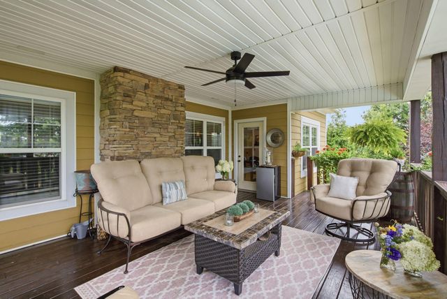 152 Arbor Grove Circle, Georgetown, KY 40324